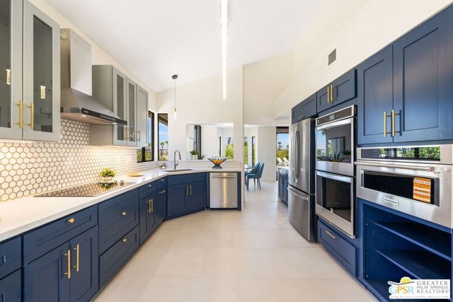 33 N Mirage Cove Drive, Rancho Mirage, CA 92270