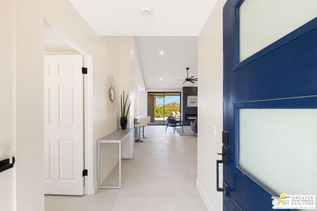 33 N Mirage Cove Drive, Rancho Mirage, CA 92270