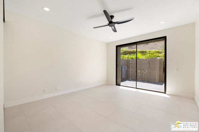 33 N Mirage Cove Drive, Rancho Mirage, CA 92270