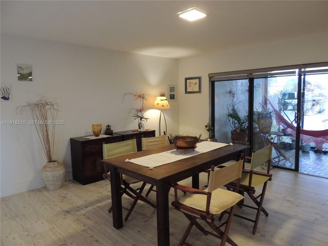 7951 Eastlake Dr C, Boca Raton, FL 33433