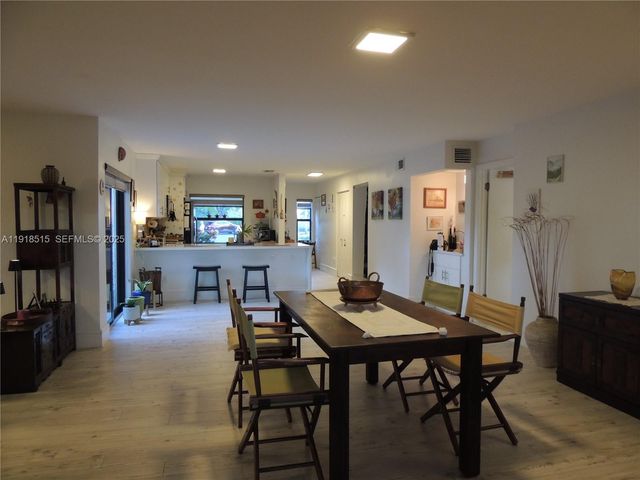 7951 Eastlake Dr C, Boca Raton, FL 33433