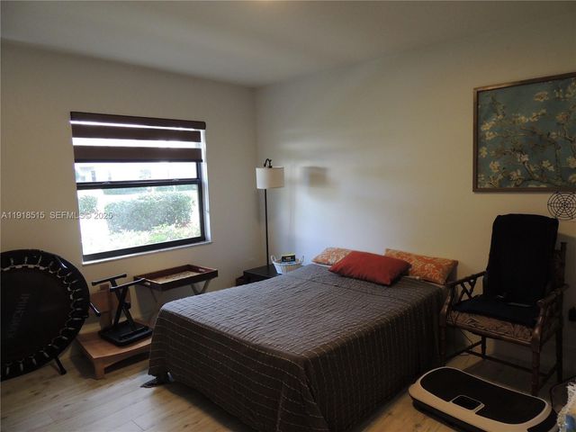 7951 Eastlake Dr C, Boca Raton, FL 33433