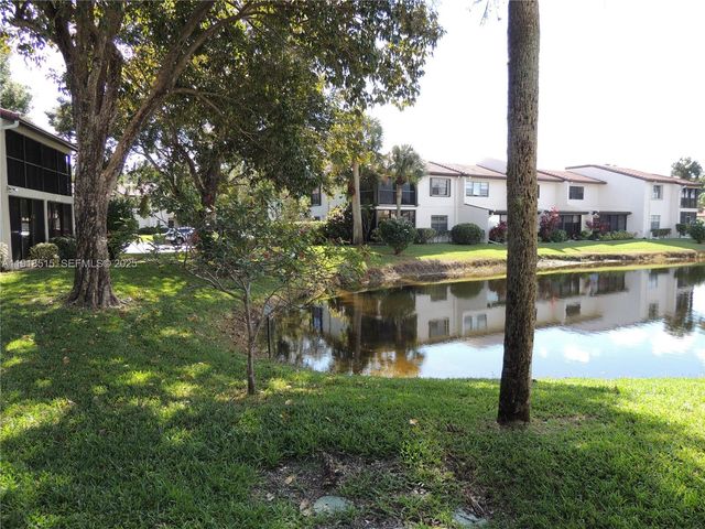 7951 Eastlake Dr C, Boca Raton, FL 33433