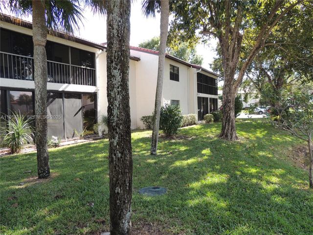 7951 Eastlake Dr C, Boca Raton, FL 33433