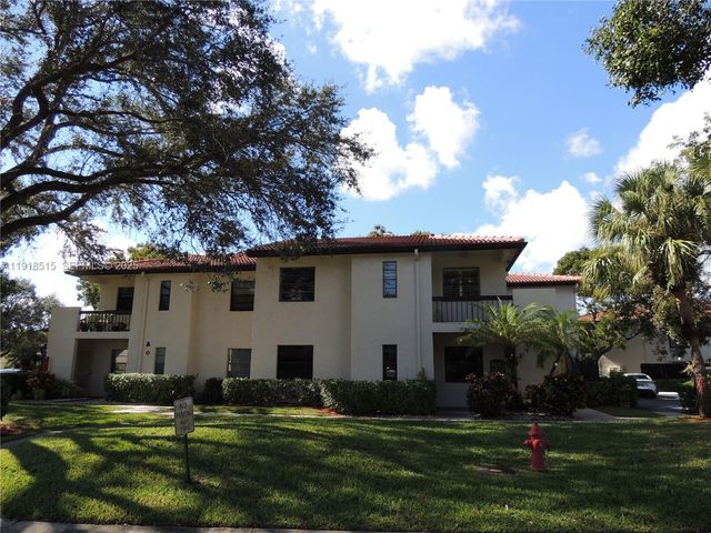 7951 Eastlake Dr C, Boca Raton, FL 33433