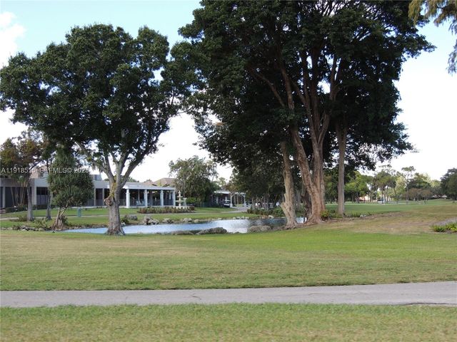 7951 Eastlake Dr C, Boca Raton, FL 33433