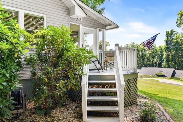 309 Woodland Lane, Hayesville, NC 28904