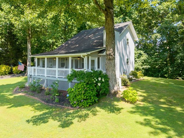 309 Woodland Lane, Hayesville, NC 28904