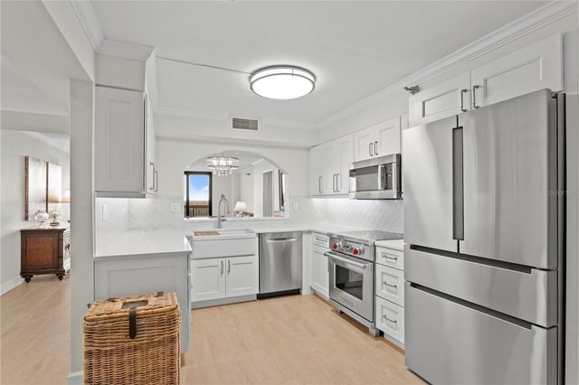 2413 BAYSHORE BOULEVARD 1504, Tampa, FL 33629