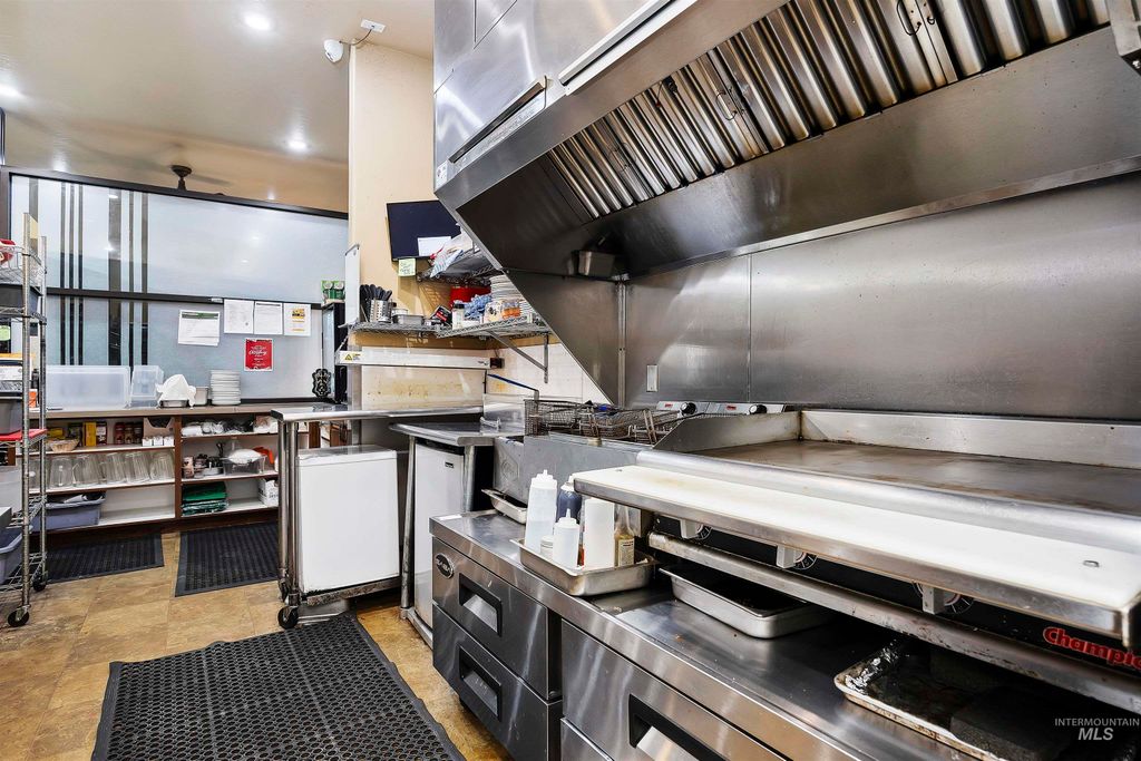 4035 N 2300 E, Filer, ID 83301 photo 19