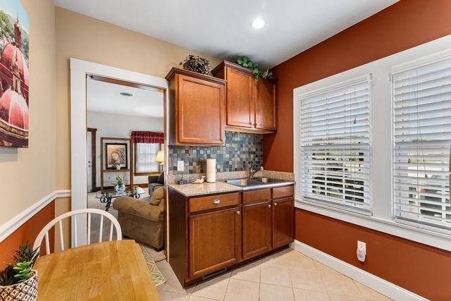 313 1st Avenue, Silvis, IL 61282