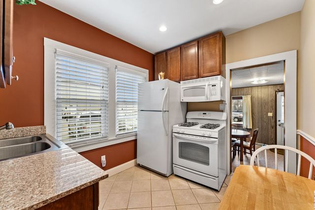 313 1st Avenue, Silvis, IL 61282