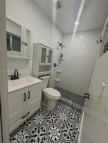 2401 SW 83rd Ave, Miami, FL 33155