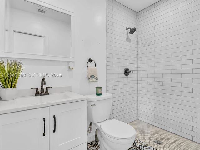2401 SW 83rd Ave, Miami, FL 33155