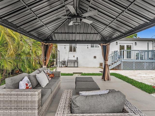 2401 SW 83rd Ave, Miami, FL 33155