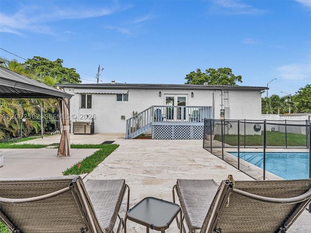 2401 SW 83rd Ave, Miami, FL 33155
