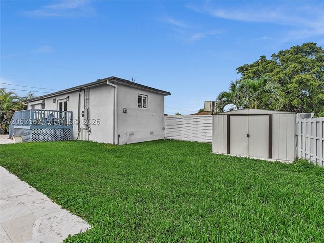 2401 SW 83rd Ave, Miami, FL 33155