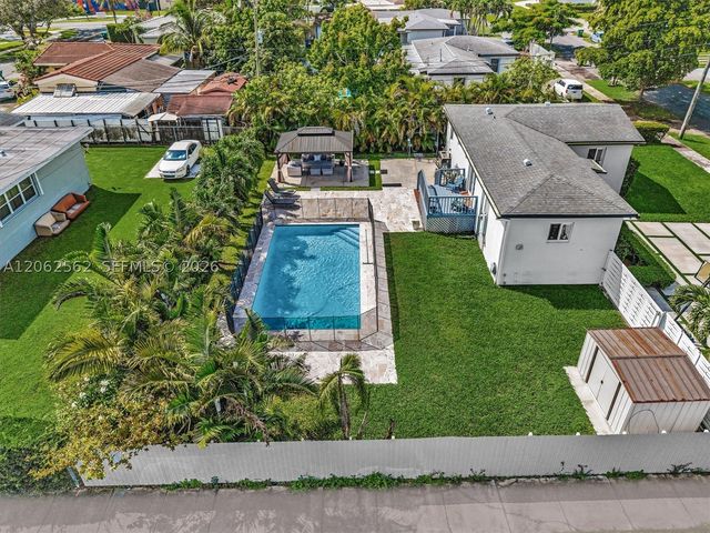2401 SW 83rd Ave, Miami, FL 33155