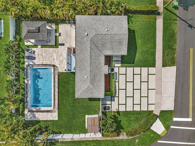 2401 SW 83rd Ave, Miami, FL 33155