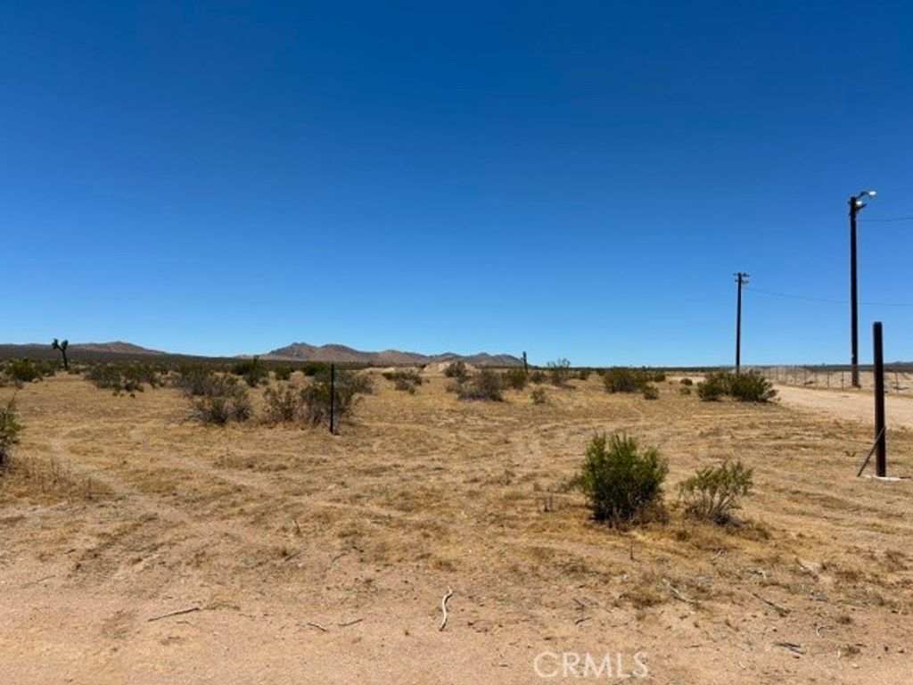 0 Lessing, Adelanto, CA 92301