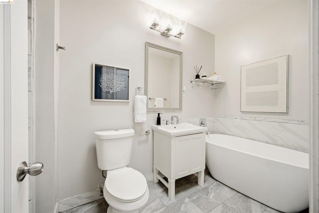251 Alexander Ave, Daly City, CA 94014