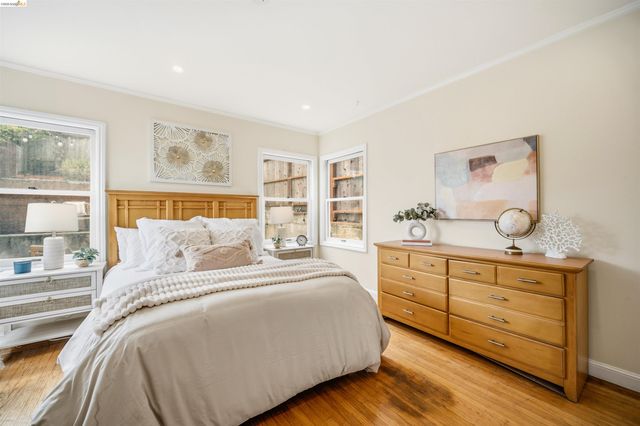 251 Alexander Ave, Daly City, CA 94014