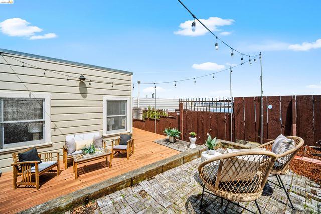 251 Alexander Ave, Daly City, CA 94014