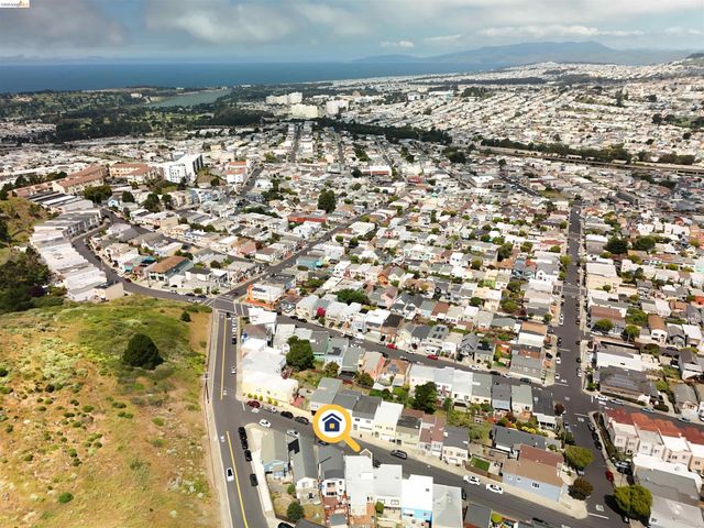 251 Alexander Ave, Daly City, CA 94014