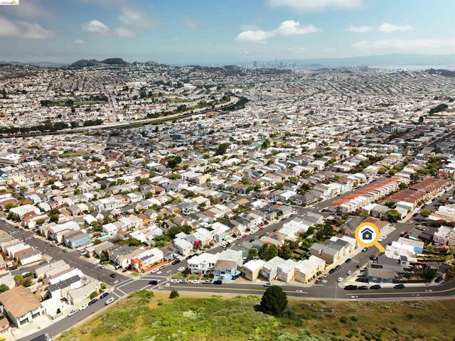 251 Alexander Ave, Daly City, CA 94014