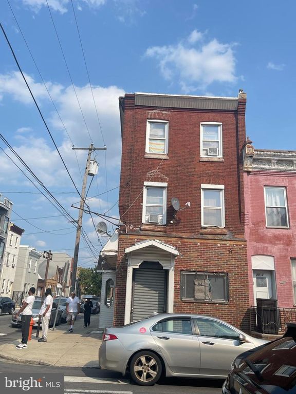 2001 6 ST S, Philadelphia, PA 19148