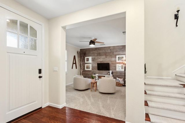 2035 Camp Whitney Cir, Rocklin, CA 95765