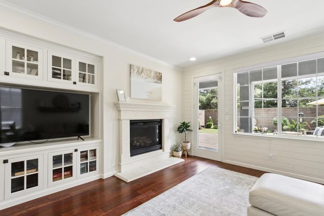 2035 Camp Whitney Cir, Rocklin, CA 95765