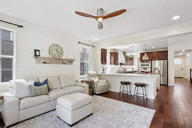 2035 Camp Whitney Cir, Rocklin, CA 95765