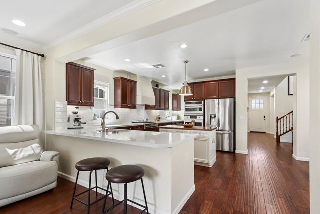 2035 Camp Whitney Cir, Rocklin, CA 95765