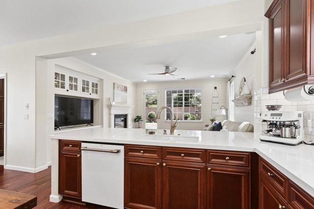 2035 Camp Whitney Cir, Rocklin, CA 95765