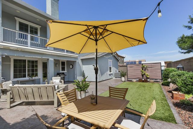 2035 Camp Whitney Cir, Rocklin, CA 95765