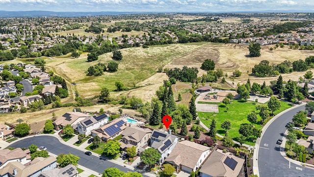 2035 Camp Whitney Cir, Rocklin, CA 95765