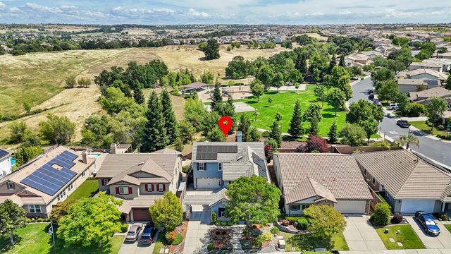 2035 Camp Whitney Cir, Rocklin, CA 95765