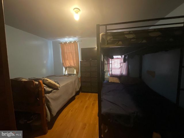 2112 HOWELL ST, Camden, NJ 08105