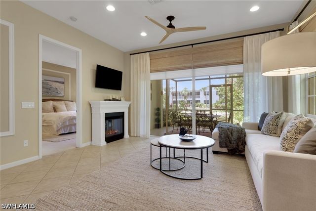 4501 Cardinal Cove LN, Naples, FL 34114