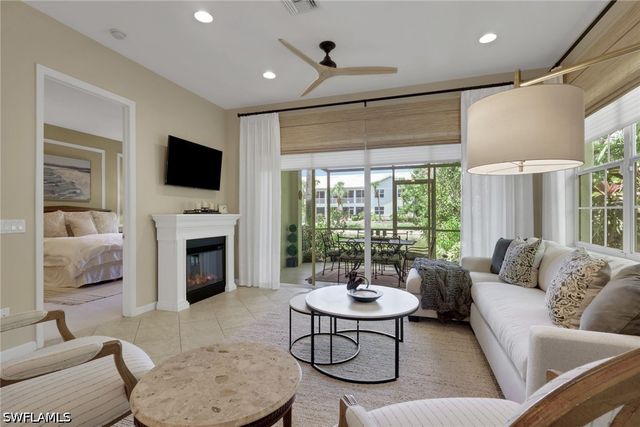 4501 Cardinal Cove LN, Naples, FL 34114