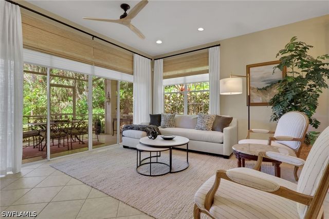 4501 Cardinal Cove LN, Naples, FL 34114