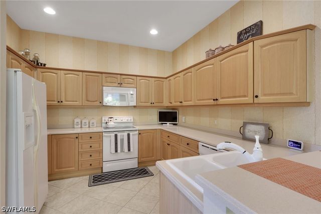 4501 Cardinal Cove LN, Naples, FL 34114