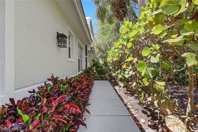 4501 Cardinal Cove LN, Naples, FL 34114