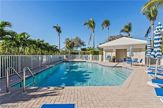 4501 Cardinal Cove LN, Naples, FL 34114