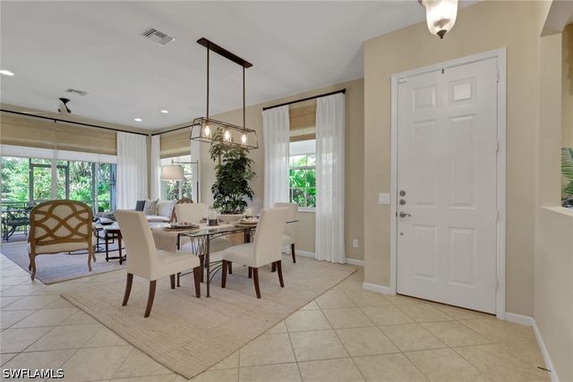 4501 Cardinal Cove LN, Naples, FL 34114