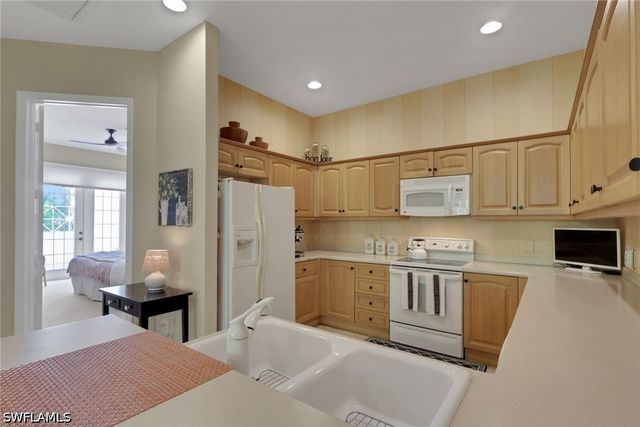 4501 Cardinal Cove LN, Naples, FL 34114