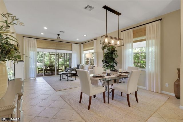 4501 Cardinal Cove LN, Naples, FL 34114