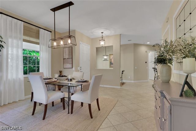 4501 Cardinal Cove LN, Naples, FL 34114