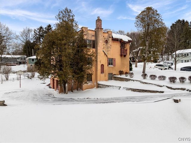 310 Barrington Road, Syracuse, NY 13214